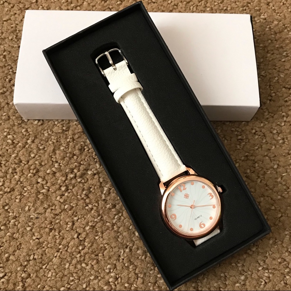 ❤️ New authentic Quartz Watch For Women! Made In Japan